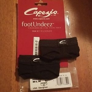 New Capezio Black Footundeez Yoga Dance Half Soles